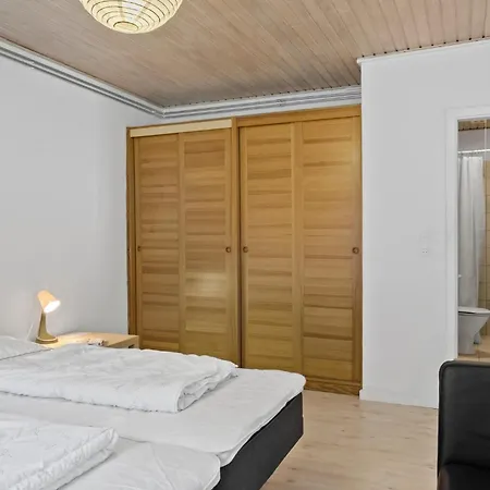 2 Bedroom Gorgeous In *