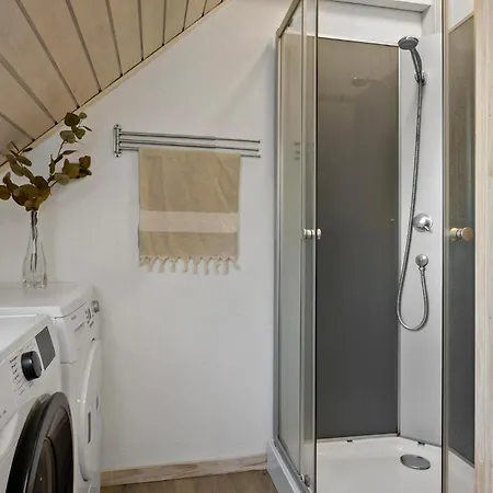 Appartement 2 Bedroom Gorgeous In *