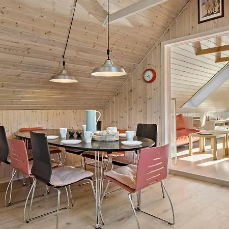 2 Bedroom Gorgeous In Appartement