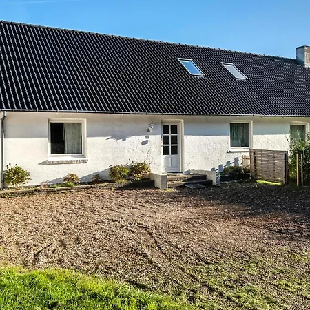 2 Bedroom Gorgeous In *