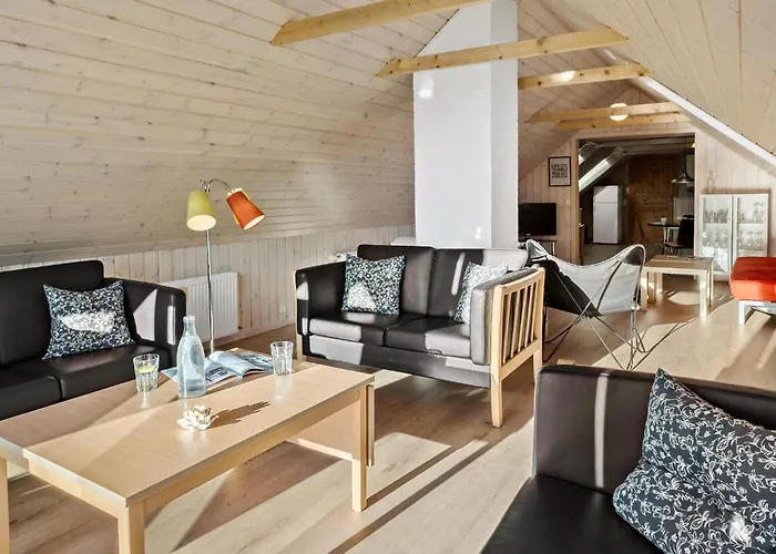 2 Bedroom Gorgeous In *